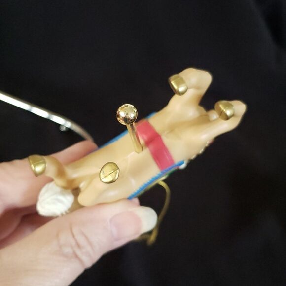 Vintage Avon Carousel Ornament Gallant Steed in Original Box - Picture 6 of 9